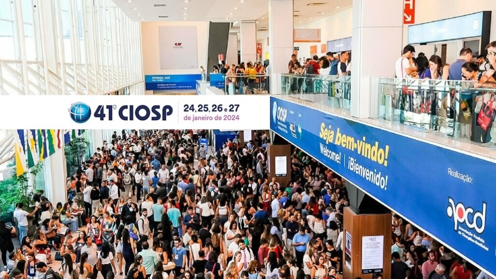 Dentistas chegando no Congresso Internacional de Odontologia de São Paulo (CIOSP 2024)
